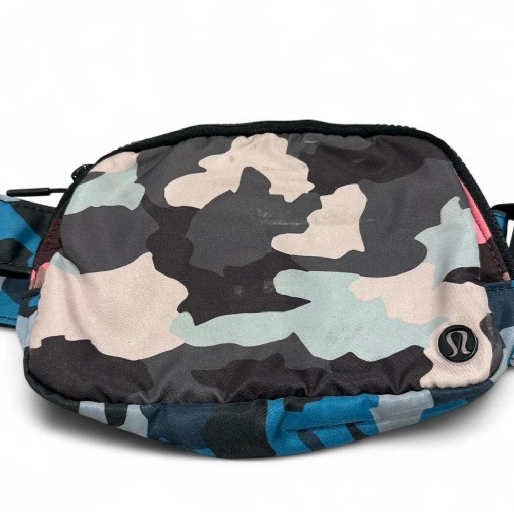 Lululemon Camouflage Crossbody Bag - Black, Gray, Blue